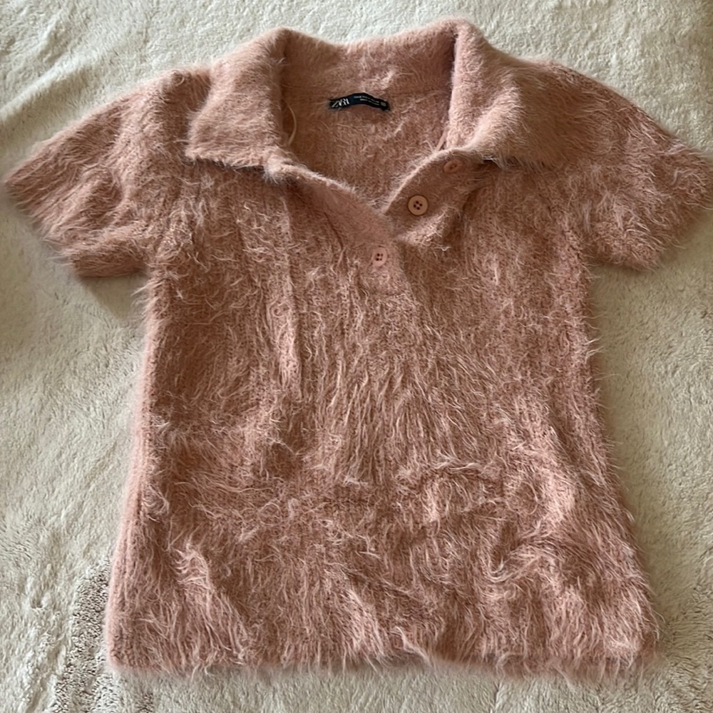 Zara pink fuzzy short sleeve sweater